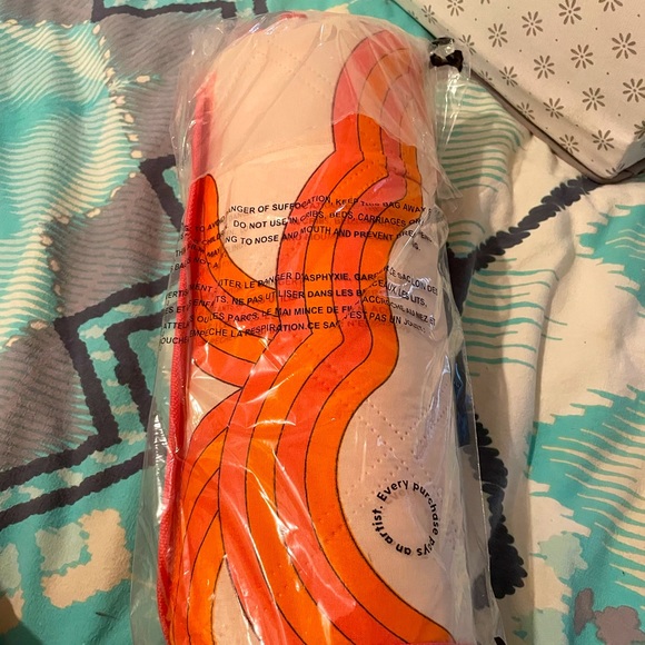 BNWT Society 6 picnic blanket - Picture 2 of 2